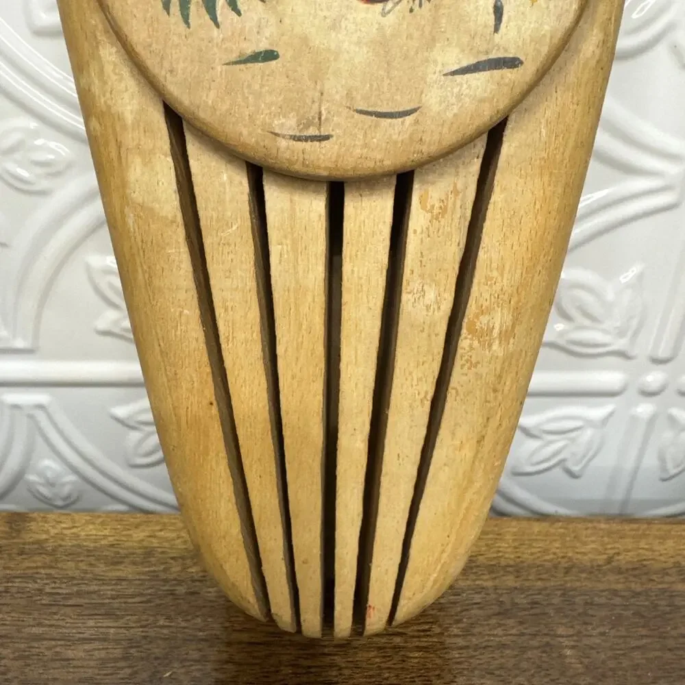 Vintage 1950s Wooden Rooster Hanging Knife Holder 5 Slots Wall Mounted